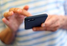 Mobiltelefon - Karl-Josef Hildenbrand/dpa