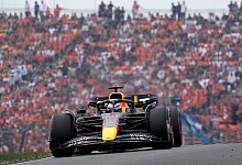 Rast weiter der Weltmeisterschaft entgegen: Max Verstappen gewinnt den Gro&szlig;en Preis der Niederlande. - Peter Dejong/AP/dpa