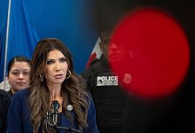 US-Heimatschutzministerin Kristi Noem - Yuki Iwamura/AP/dpa