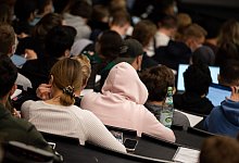 H&ouml;rsaal - Julian Stratenschulte/dpa/Symbolbild