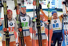 Mixed-Staffel in Pokljuka im Jahr 2020 - Darko Bandic/AP/dpa