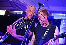 nic_4864b - Nicole Ellerbrake