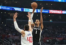 Los Angeles Clippers - San Antonio Spurs - Mark J. Terrill/AP