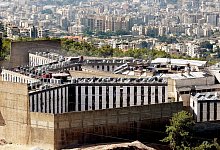 Gef&auml;ngnis - Foto: Nabil Mounzer/EPA/dpa/Symbolbild