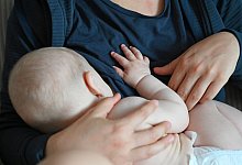 Ein Baby zu bekommen bleibt ein häufiger Wunsch - Elisa Schu/dpa