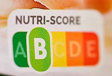 Der sogenannte «Nutri-Score», eine farbliche Nährwertkennzeichnung auf einem Fertigprodukt. - Patrick Pleul/dpa-Zentralbild/dpa