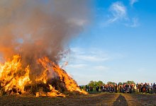 osterfeuer-ahmsen - 1 - Feuerwehr Bad Salzuflen