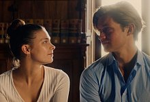 Szene aus «Maxton Hall» - Stephan Rabold/© Prime Video/dpa