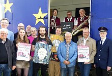 Die Beteiligten des Bahnhofsfestes 2025 in Farmbeck - 1 - 1 - Rudi Rudolph