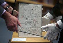 Schabowski-Zettel im Haus der Geschichte - picture alliance / dpa
