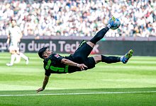 Borussia M&ouml;nchengladbach - VfL Wolfsburg - David Inderlied/dpa