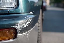 Unfallschaden - Arno Burgi/dpa