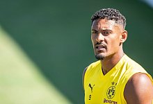 Muss sich einer Chemotherapie unterziehen: BVB-Neuzugang S&eacute;bastien Haller. - David Inderlied/dpa
