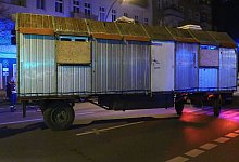 Polizei durchsucht Bauwagengel&auml;nde - Dominik Totaro/dpa