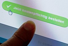 Einkaufen im Internet - Foto: Jens B&uuml;ttner