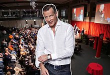 maske_owlsport - Andreas Acktun/Fotomontage: Jörg Hagemann