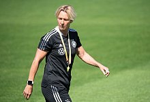 Kritisiert, dass bei Corona-Ausf&auml;llen Nachnominierungen nicht m&ouml;glich sind: Bundestrainerin Martina Voss-Tecklenburg. - Sebastian Gollnow/dpa