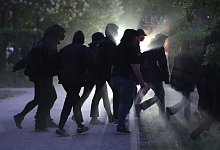 Verfassungsschutz sieht hohe Zahl gewaltorientierter Extremisten - Jan Woitas/dpa