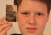 Ruben Beintmann sucht nach Zeichen seines Urgro&szlig;vaters. - Beintmann