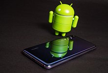 Bei Android st&uuml;rzen Apps ab - Foto: Arne Immanuel Baensch/dpa-tmn