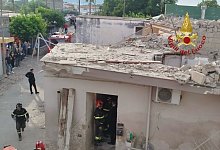 Drei Menschen bei Einsturz nahe Neapel get&ouml;tet - ---/Vigili del Fuoco/dpa