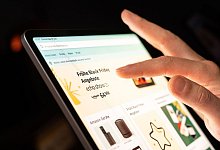 Schn&auml;ppchenjagd - Foto: Mohssen Assanimoghaddam/dpa