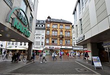 Karstadt/Kaufhof - Foto: Harald Tittel/dpa