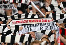 Fans von Eintracht Frankfurt - Uwe Anspach/dpa