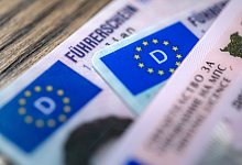 Fahrlehrerverband kritisiert Reformpläne für Führerschein - Sina Schuldt/dpa