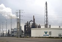 US-&Ouml;lpreis st&uuml;rzt ab - Foto: David J. Phillip/AP/dpa