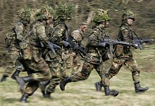 Bundeswehr - Frank May/dpa