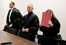 Prozess gegen Tagesm&uuml;tter - Roland Weihrauch/dpa