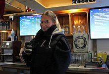 WeihnachtsmartkCheck_Gl&uuml;hwein - Raffael Giebel