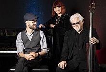 xx-hoch-bluestrio-104 - Helge Krückeberg