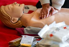 Erste-Hilfe-Kurs - Jens Kalaene/dpa