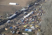 Provisorisches Lager - Foto: --/Turkish Interior Ministry/AP/dpa