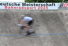 Die Radrennbahn in Dudenhofen - Bernd Weißbrod/dpa