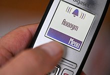 Illustration - Schockanruf - Bernd Weißbrod/dpa