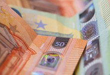 Banknoten - Boris Roessler/dpa