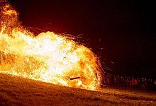Osterräderlauf Lügde - Christoph Reichwein/dpa
