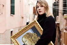 Anna (Alwara H&ouml;fels) und ihr Sohn geraten in Venedig in Lebensgefahr. - Luca Baggio/ARD Degeto/Polyphon Pictures GmbH/epo-film/dpa