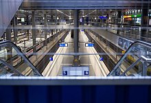 Bauarbeiten am Berliner Hauptbahnhof - Christophe Gateau/dpa