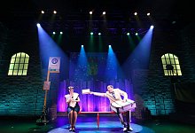 Geierabend - Roland Weihrauch/dpa