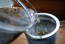 Kr&auml;utertee - Foto: Karl-Josef Hildenbrand