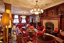 Hotel &laquo;Vier Jahreszeiten&raquo; - Foto: Georg Wendt/dpa