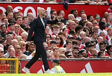 Manchester Uniteds Trainer Erik ten Hag konnte die Niederlage seines Teams nicht verhindern. - Ian Hodgson/PA Wire/dpa