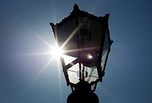 Ausgeschaltete Gaslaterne in Düsseldorf - Martin Gerten/dpa