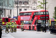 Busunglück am Bahnhof Victoria in London - James Manning/PA Wire/dpa