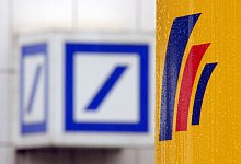 Deutsche Bank und Postbank - Federico Gambarini/dpa