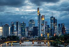 Skyline Bankenviertel in Frankfurt am Main - Boris Roessler/dpa/dpa-tmn